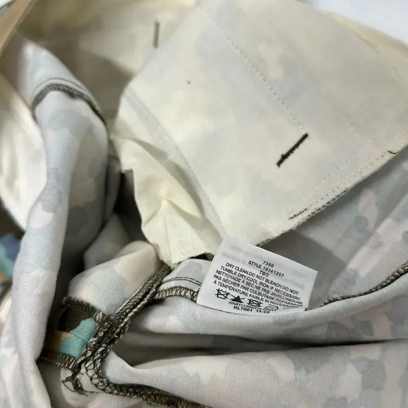 Tory Burch Dress Pants Floral Camouflage Colorful Cotton Stretch Logo Size 8 - Picture 11 of 12